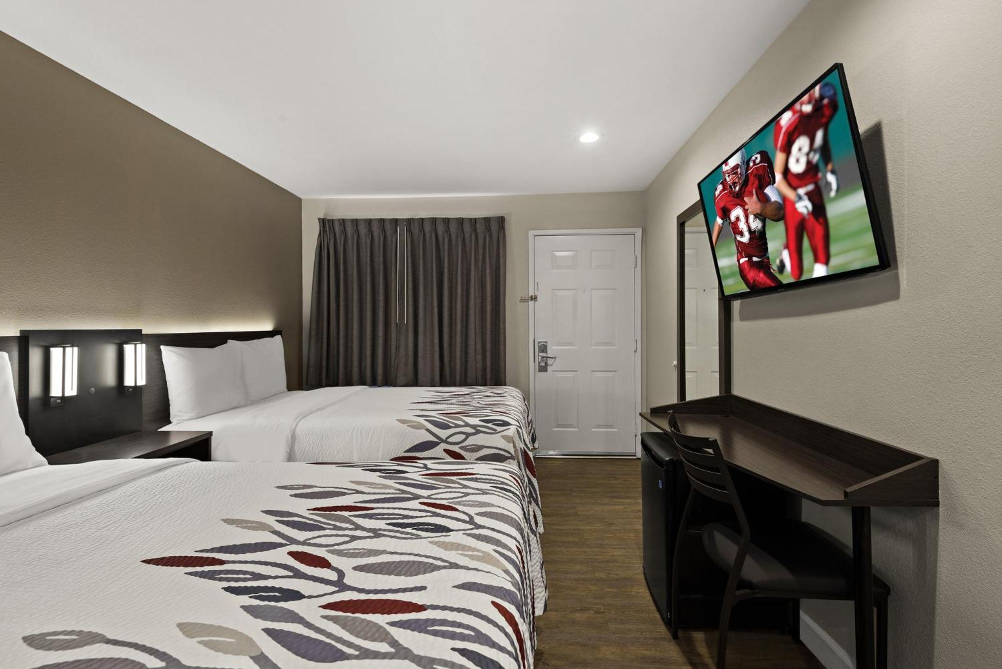 Red Roof Inn Carson - Wilmington, Ca Лос-Анджелес Экстерьер фото
